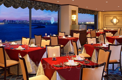 スカイレストラン「カーニバル」