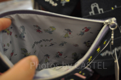 スヌーピーの刺繍入りポーチの内側