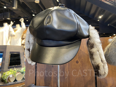 スヌーピーのレザー帽子