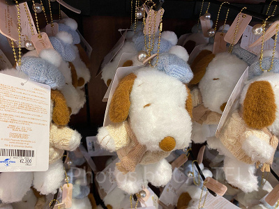 スヌーピーのぬいぐるみキーチェーン