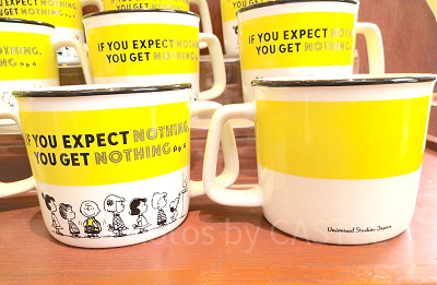 スヌーピーのイエローラインマグカップ