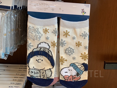 スヌーピー靴下（USJクリスマスグッズ2023）