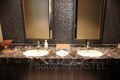 広々とした洗面所