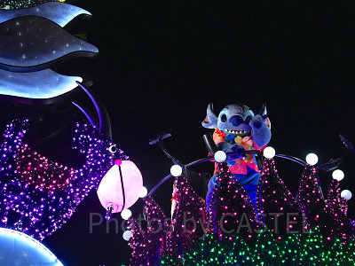 エレクトリカルパレードのスティッチ