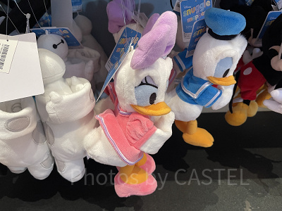 2025】ディズニーで買えるデイジーグッズ30選！ぬいぐるみやファン