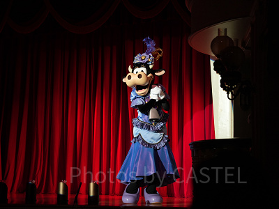 ザ・ダイヤモンド・バラエティマスター：クララベルのソロパフォーマンス