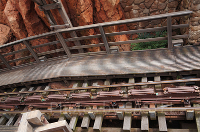 唯一惰行で走るアトラクション