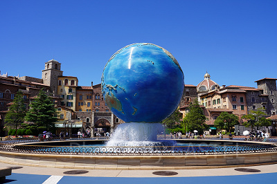 冒険とイマジネーションの海東京ディズニーシーのシンボルアクアスフィア