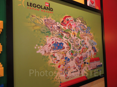 ホテル内には地図も