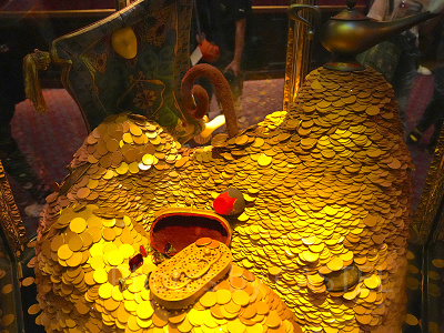 ミッキーのフィルハーマジックではどこかに隠れミッキーが･･･