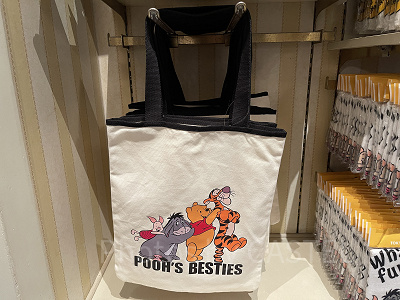トートバッグ（くまのプーさんべスティーズグッズ）【表】