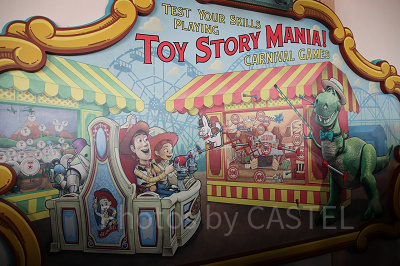 トイ・ストーリー・マニア！の隠れミッキー①