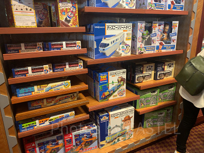 おもちゃ、光り物