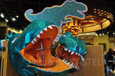 ユニバの新恐竜グッズ「ジュラシック・パーク  I’M EVOLVING」（グリーン）