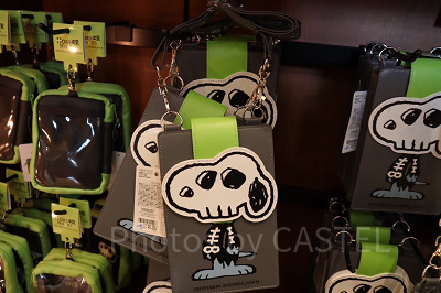 2023】USJハロウィンスヌーピーグッズ全種類まとめ！スカル衣装の