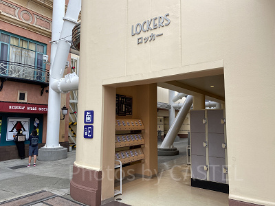 USJモバイルバッテリーレンタルサービス：エントランス入って右手のロッカー