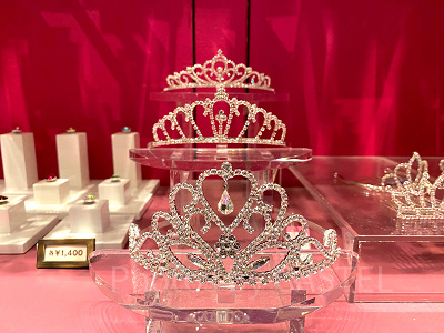 どんなティアラが販売されている？