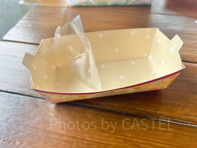 フィルムを剥がして容器をリサイクル