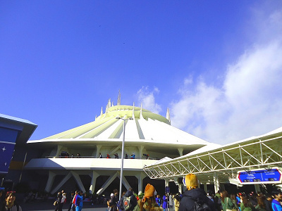 ディズニーランドとディズニーシーはどっちが怖いの