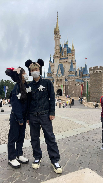 月別 ディズニーカップルコーデ特集 春夏秋冬に合わせた服装でおそろいを楽しもう