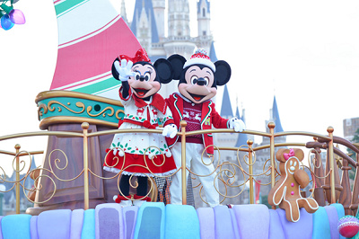 22 ディズニークリスマス情報まとめ ツリー パレード復活 シーでは新しいショーも