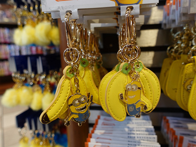 Usj キーホルダー ストラップのお土産まとめ 人気のエルモ ミニオン スヌーピー