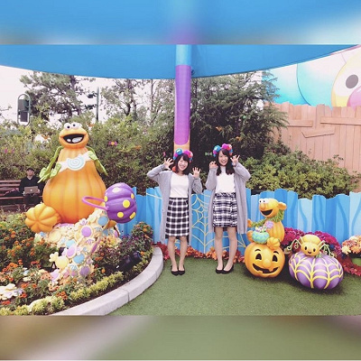 Usj 秋のユニバにおすすめコーデ紹介 急な気温変化にも対策抜群 ハロウィン 双子コーデなど