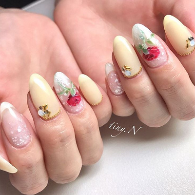 大人かわいい雪の美女と野獣ネイル