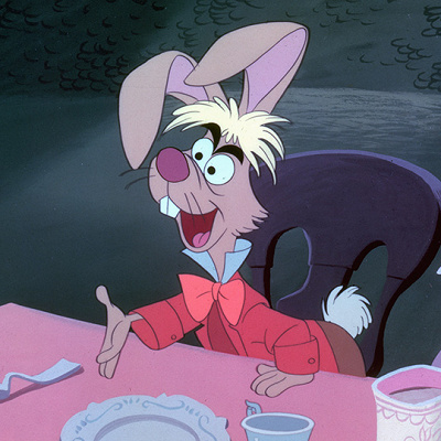 ふしぎの国のアリス：三月うさぎ