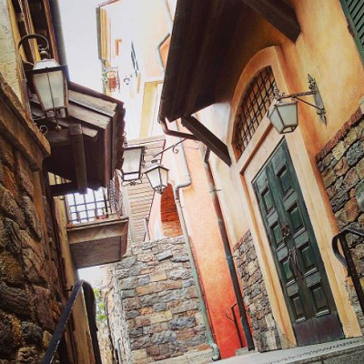 ホテルミラコスタ付近の路地