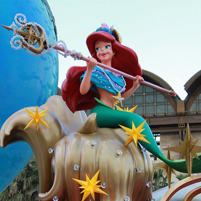 王子に恋して奮闘する人魚姫・アリエル