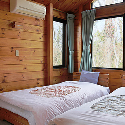 コテージではマザー牧場の園内に泊まるという貴重な体験ができます