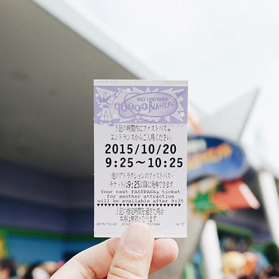 ファストパス必須のアトラクション