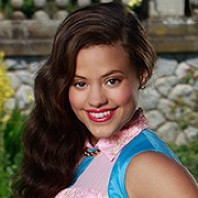 オードリー（サラ・ジェフリー）