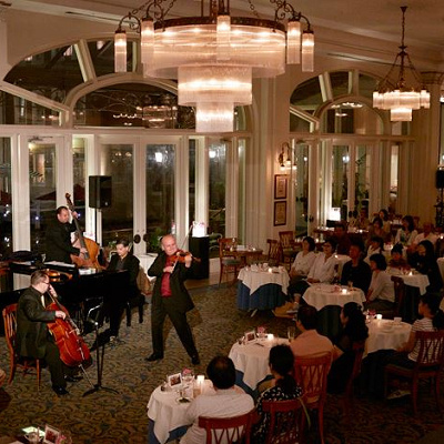 ホテルヨーロッパの本格的な生演奏