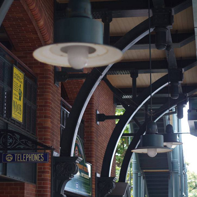 2ヶ所の駅から利用できる