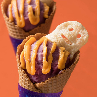 牛カルビコーン（紫イモ・マッシュポテト）