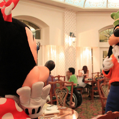 ミニーとレストランでばったり…