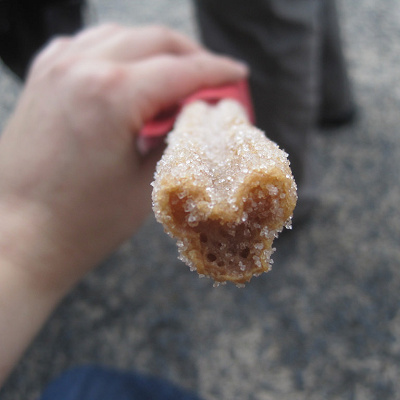 シナモン味ミッキーチュロス