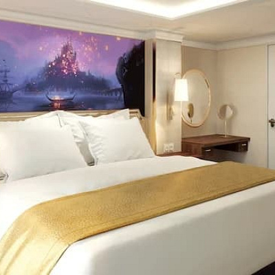 コンシェルジュ：1ベッドルームスイート