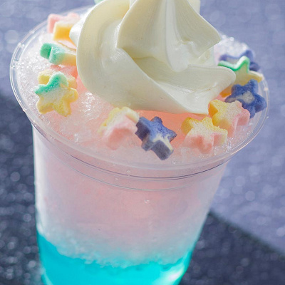 クリーム・シェイブアイス（ピーチ＆ブルーゼリー）