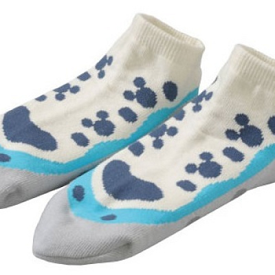 ディズニーリゾートラインのモノレールをイメージしたデザイン