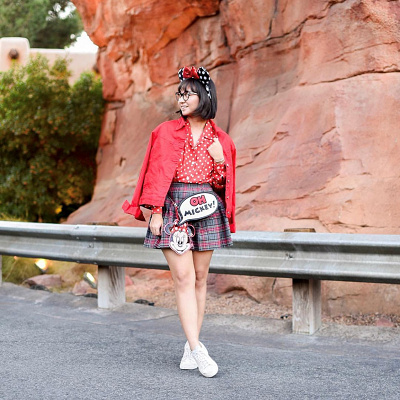 Black & White Polka Dots Earsを取り入れたディズニーコーデ