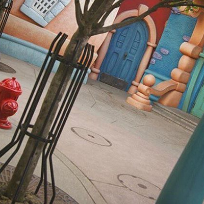 ディズニーの仲間たちのサイズに合わせたサイズの違う扉が人気◎