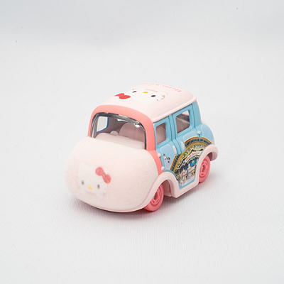 ドリームトミカ　ハローキティ