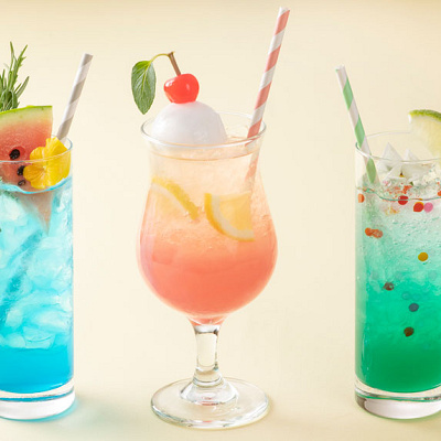 “ダッフィー＆フレンズのテイスティ・サマー・サプライズ”スペシャルドリンク（テイスティ・サマー・サプライズスペシャルメニュー）