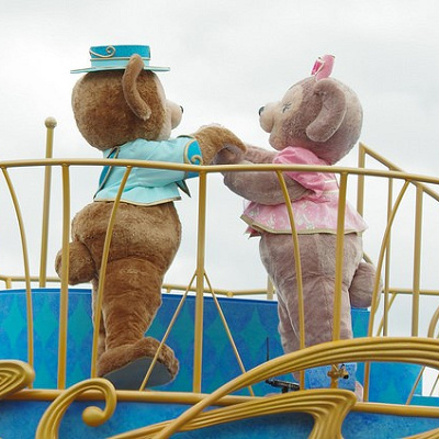 スペシャルイベント「ファッショナブル・イースター」のダッフィー＆シェリーメイ（2015）