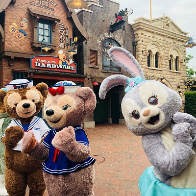 ダッフィー、シェリーメイ、ジェラトーニ、ステラ・ルーが勢ぞろい！