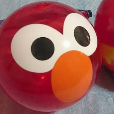 エルモのビッグフェイス・スケルトンバケツ