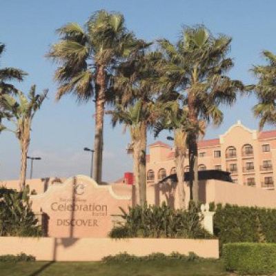 セレブレーションホテル外観